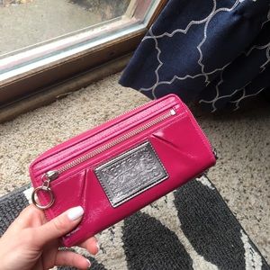 Authentic Coach Clutch/Wristlet